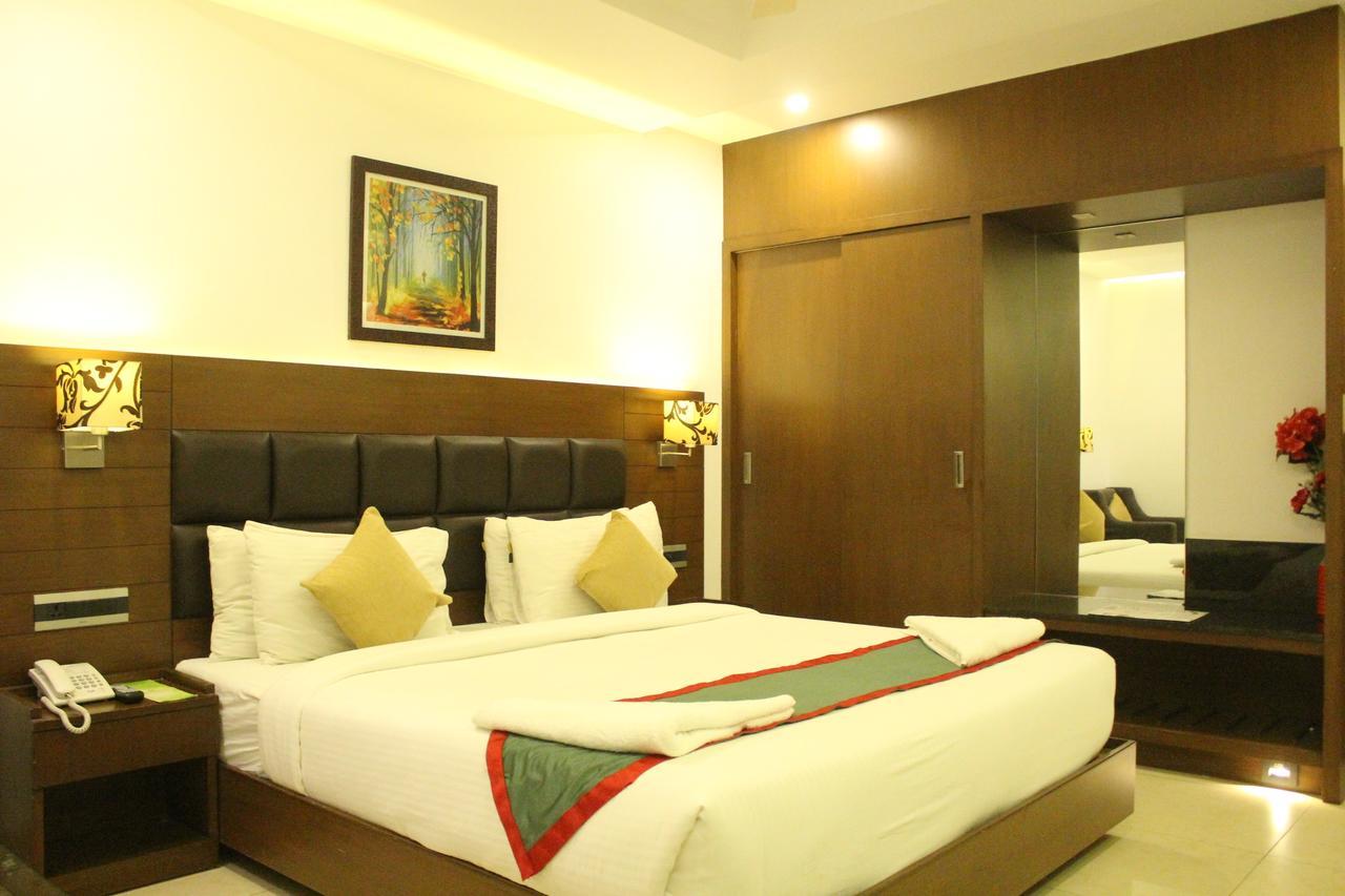 Hotel Nk Grand Park Airport Hotel Chennai Eksteriør billede